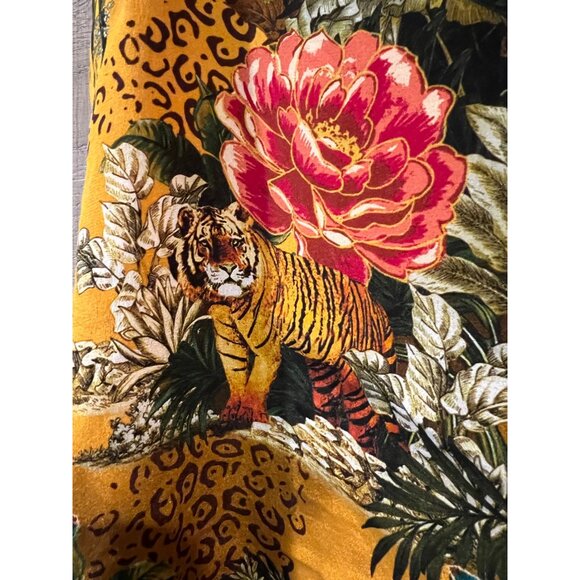 L'Agence Jane silk Top in Tiger Floral size XS NWOT - Picture 5 of 8